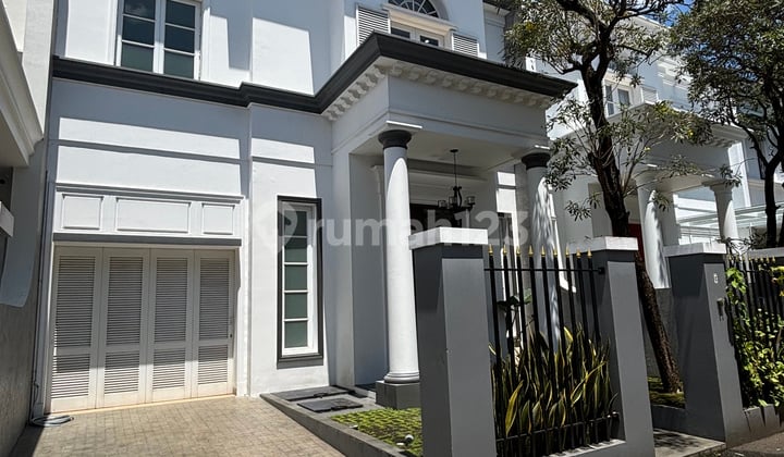 Townhouse Eksklusif Bangka Kemang Disewakan | 3 Kamar Tidur | Lingkungan Tenang & Private