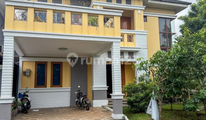 DIJUAL Rumah Kota Wisata Cibubur Semi Furnished