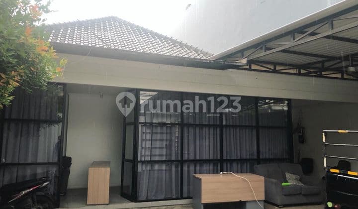 Exclusive Menteng House - Prime Location, Spacious & Fully Furnished