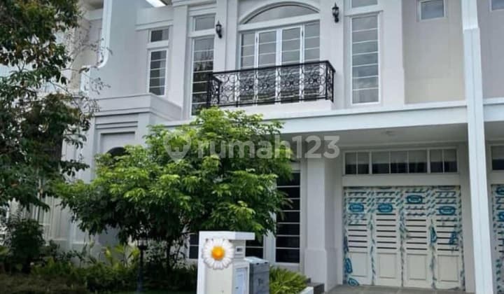 Rumah di Jade Residence Summarecon Mutiara, Jl. Mutiara Boulevard, Bulurokeng, Biring Kanaya, Kota Makassar, Sulawesi Selatan, Indonesia, 90243, Makassar SHM