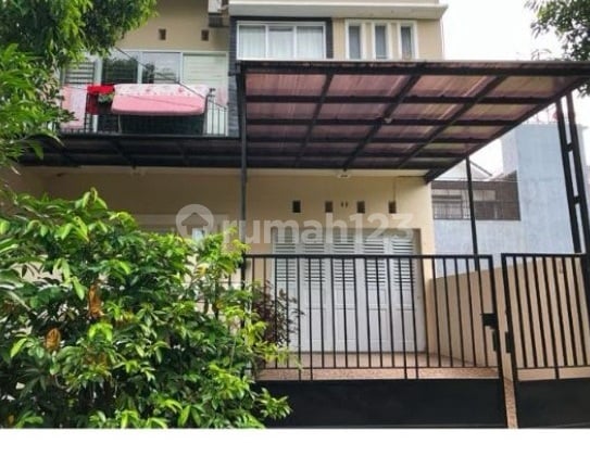 Rumah Taman Masamba Bagus SHM di Makassar