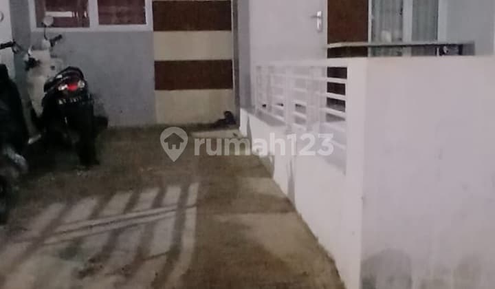 SHM House in Padi Residence Housing Complex, Jl. Yusuf Bauty, Paccinongan, Somba Opu, Gowa, South Sulawesi, Indonesia, 92113, Makassar