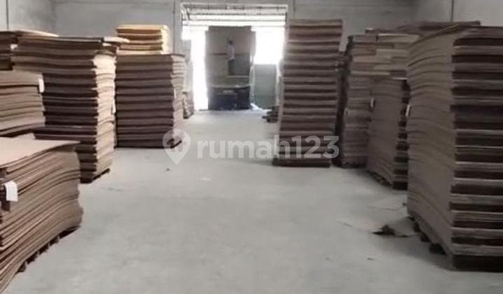 Gudang Bagus Di Pantai Indah Dadap Siap Huni