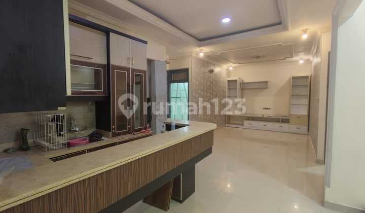 Rumah Citra Garden 2 Bagus 2 Lantai Siap Huni