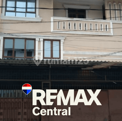 For Sale 3-Story House in Krekot Pasar Baru, Central Jakarta
