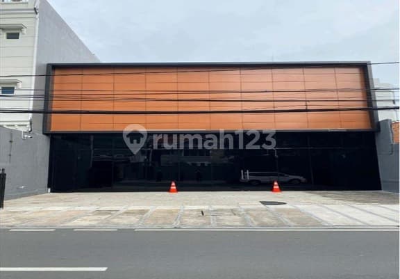 Dijual Sewa Gedung Kantor dan Rumah Tinggal Siap Huni di Senen Jakarta Pusat
