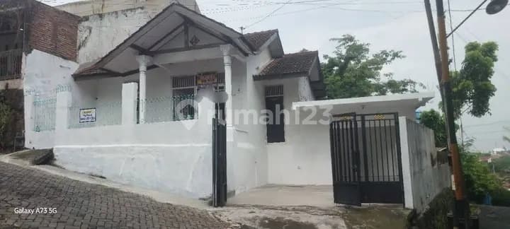 Dijual Rumah Luas Gemah Permai Semarang Lokasi Tinggi Udara Segar View Bagus