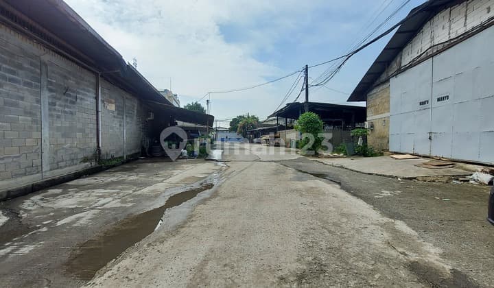Gudang Lama Hitung Tanah di Prime Area Daan Mogot, Tangerang