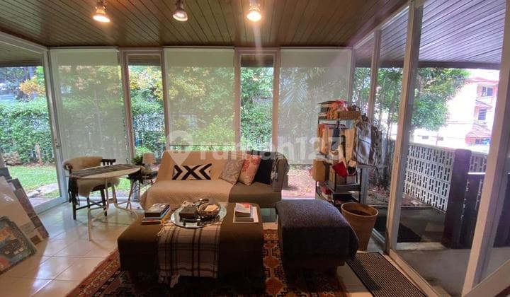 Rumah 2 Lantai di Jl. Radio Dalam Fully Furnished