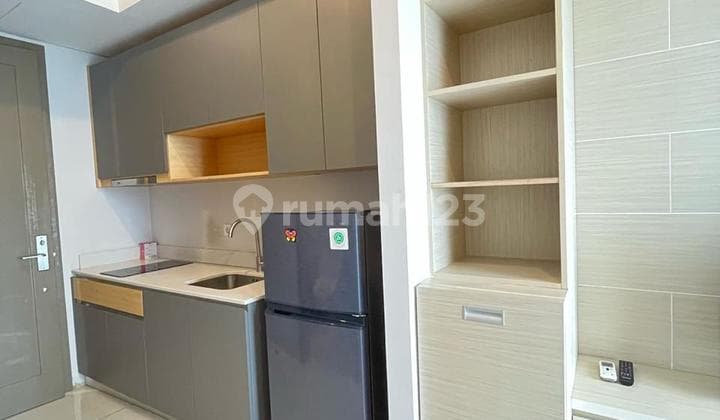 Disewakan Studio Apartemen Taman Anggrek Residence Full Furnished