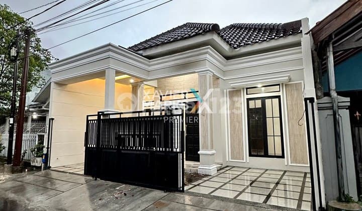 Rumah Baru Klasik Modern di Candi Candi Lowokwaru Malang
