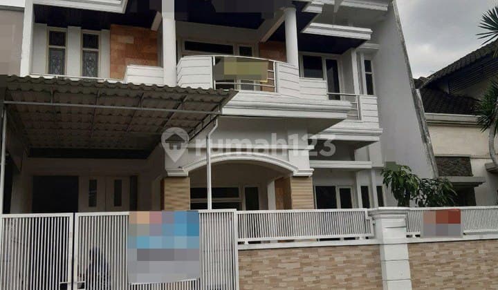 Rumah 2 Lantai Murah di Cluster Araya Golf Malang