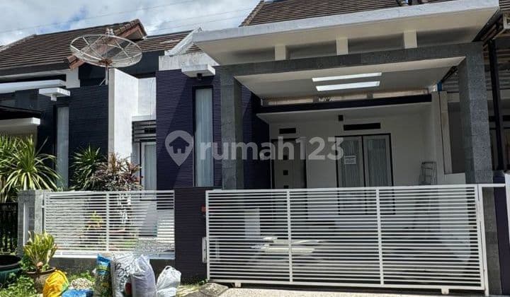 Rumah Minimalis Siap Huni di Permata Jingga Suhat Malang