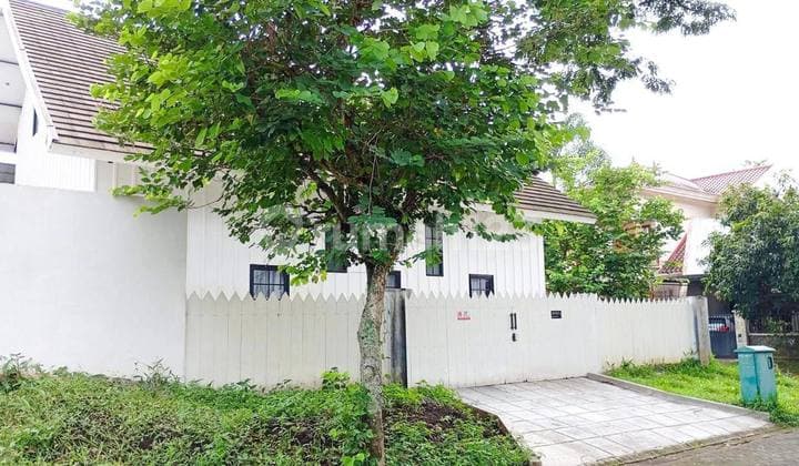 Rumah Baru American Style di Cluster Golf Araya Malang