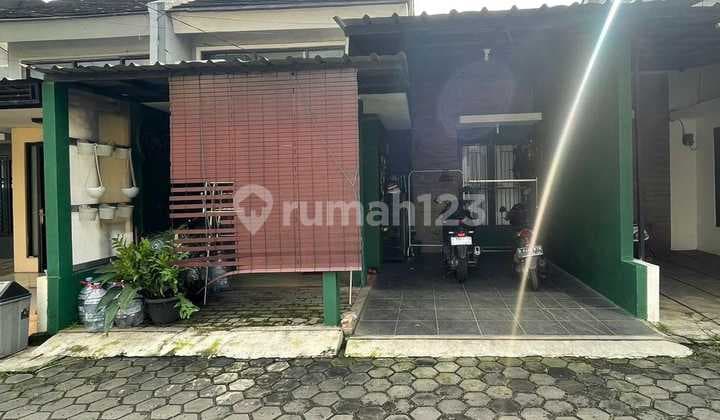 Rumah Siap Huni Dalam Komplek Rotterdam Jatiasih Bekasi