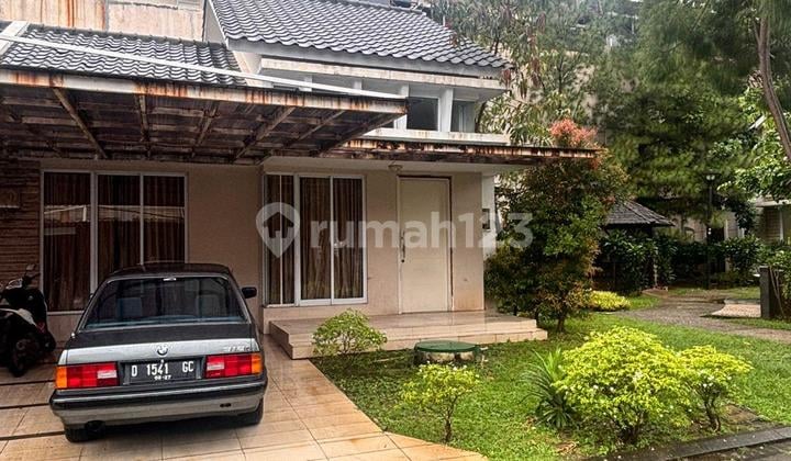 Grand Galaxy Bekasi Cluster Hook House