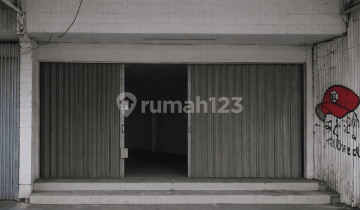 For Rent: 3-Story Shop House by Kalimalang Main Road, Bekasi