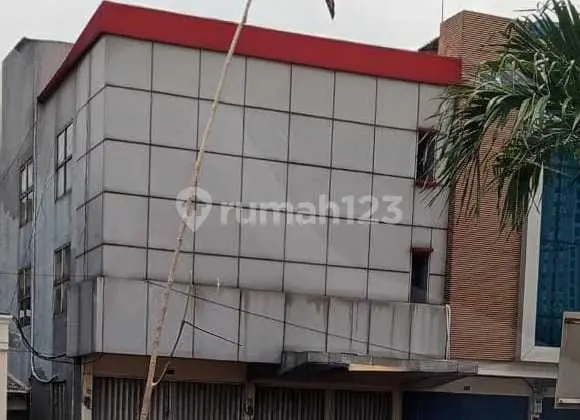 Dijual Ruko Gandeng Ex Showroom Mobil di Jalan Hasibuan Bekasi