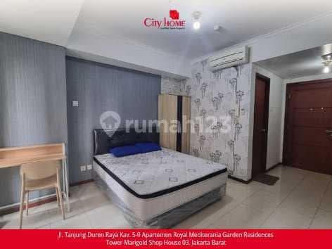 Sewa Apartemen Studio di Royal Mediterania Garden Residences