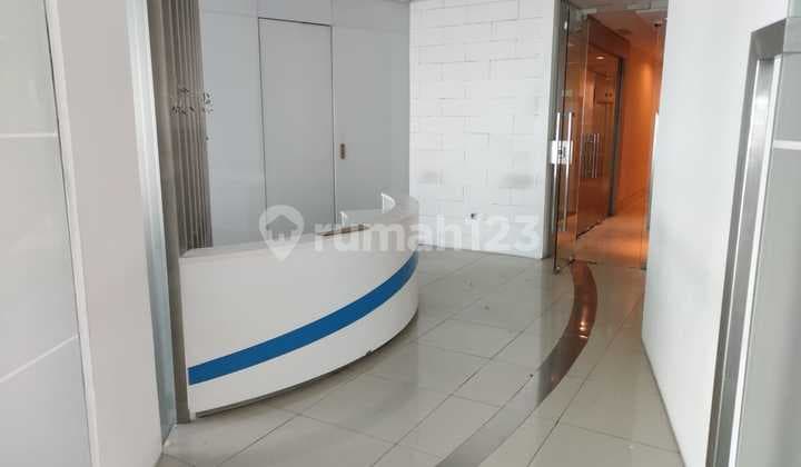 Disewakan Office space fitted