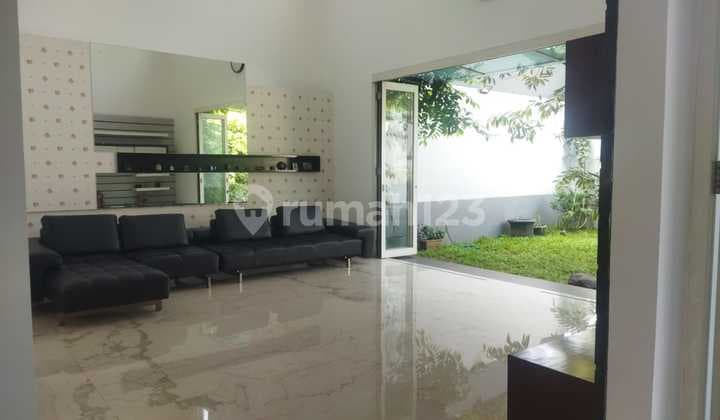 Dijual Rumah di Taman Telaga Golf BSD, 6BR Furnished Luas 800m2