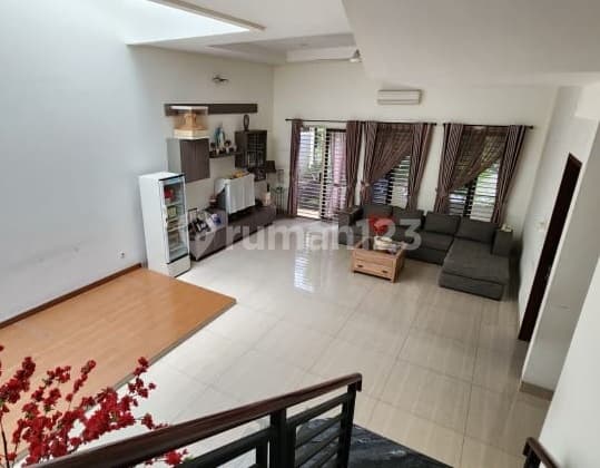 Dijual Rumah Asri dan Tenang Di Green Ville Jakarta Barat