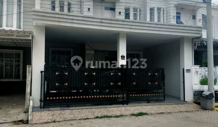 Rumah Siap Huni di Dalam Komplek Fullfurnished & Desain Modern