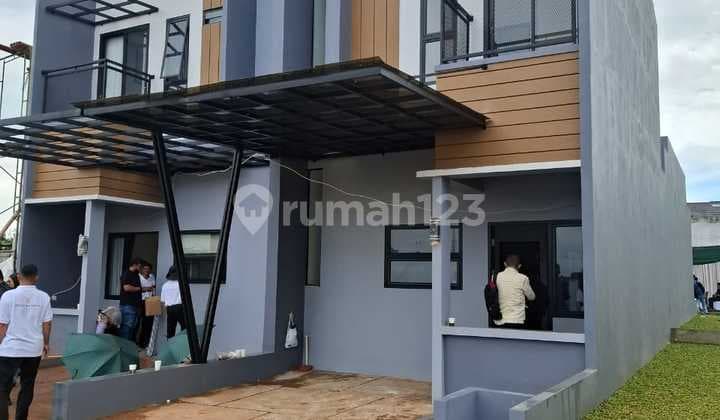 Rumah 2 Lantai Bagus Unfurnished SHM di Jl. Duren Mekar, Depok