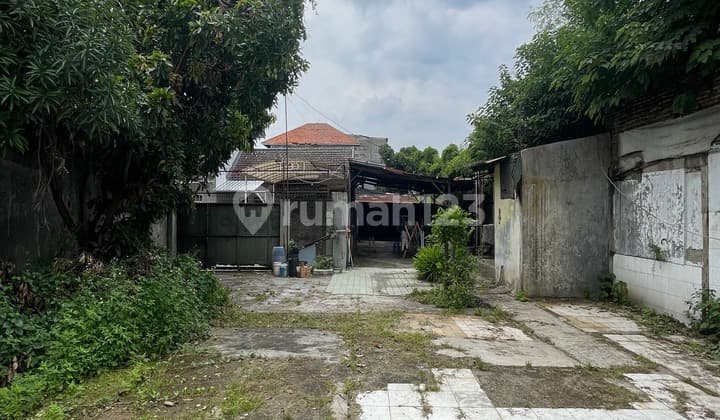 Tanah Dijual 215 m2 Jl Sasmita Gerendeng Pulo Blok F, Tangerang.