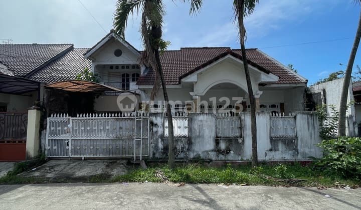 Rumah di Cinere Depok, Bangunan Lama Cocok Bangun Baru