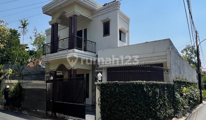 Rumah di Cilandak Jakarta Selatan, Dekat Patah Tulang H Naim