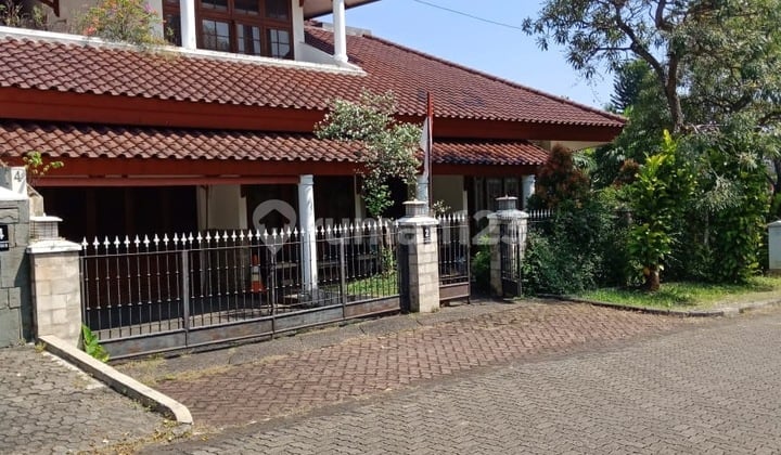 Rumah Dijual Komplek Villa Cinere Mas, Depok. Harga Nego!