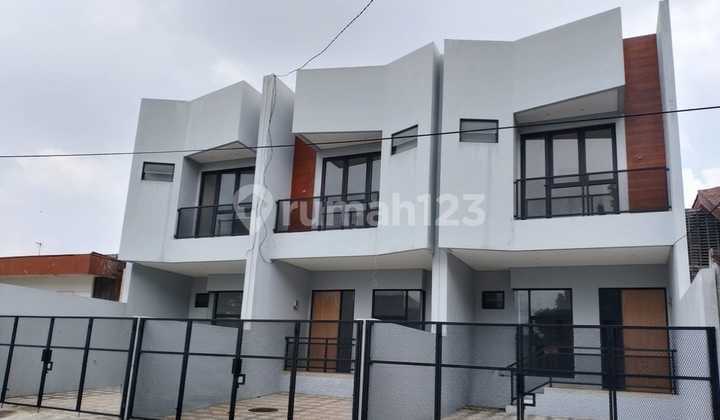 Rumah di Cinere Estate Depok, Dekat Mal Cinere dan Rs Cinere