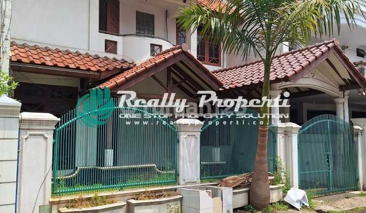 Rumah Komplek 2 LT Semi Furnish di Pd Kelapa Duren Sawit Jaktim