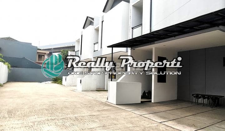 Rumah 2 Lt Minimalis dan Furnished di Galaxy Jakasetia Bekasi