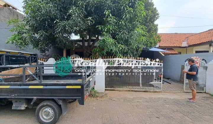 House Near SMA 81 East Jakarta, Jati Cempaka, Bekasi
