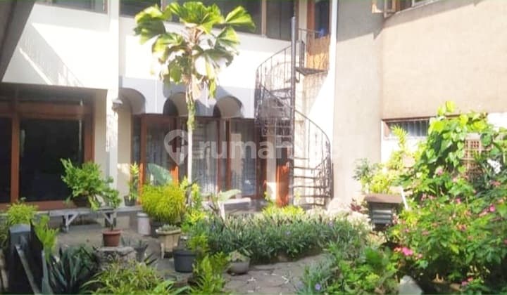 Dijual Rumah Di Sayap Riau Bandung Strategis