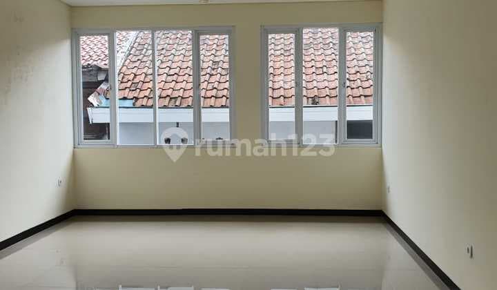 Rumah Kontrakan Siap Huni 3 Lantai di Sayap Setiabudi/Sukajadi