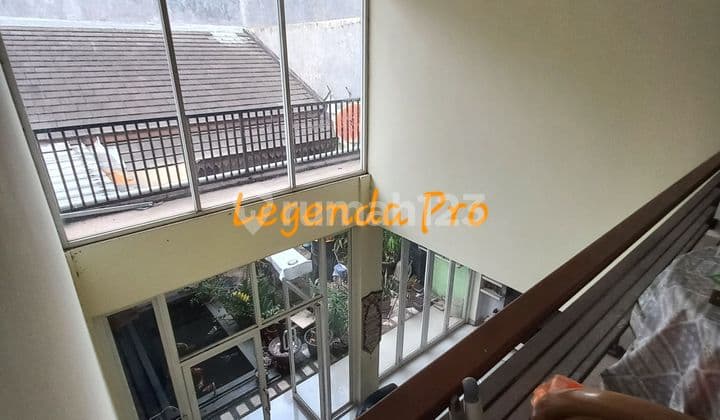 RUMAH MEWAH MINIMALIS VIEW TAMAN LINGKUNGAN TENANG