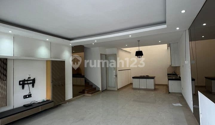 Dijual Rumah Layar Permai Pik Uk 8x15 Harga Nego