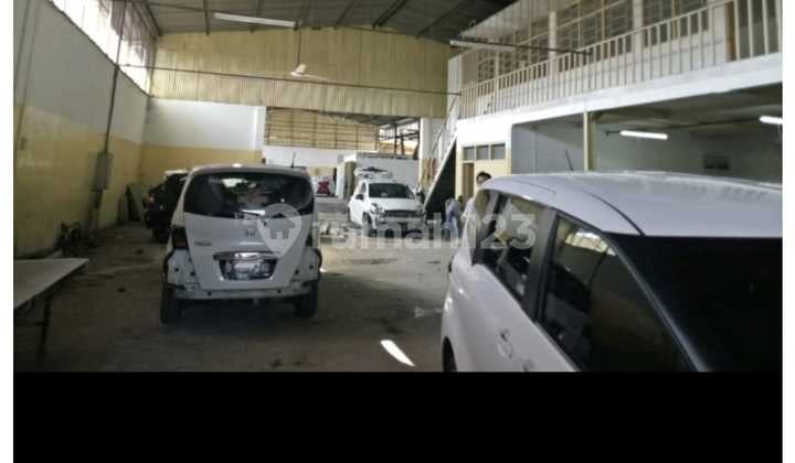 Sewa Gudang Luas Strategis di Sudirman dekat Jl.Elang Bandung