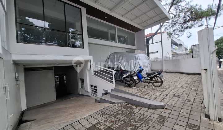 Sewa Gedung Gudang Kantor di Gegerkalong Hilir Bandung