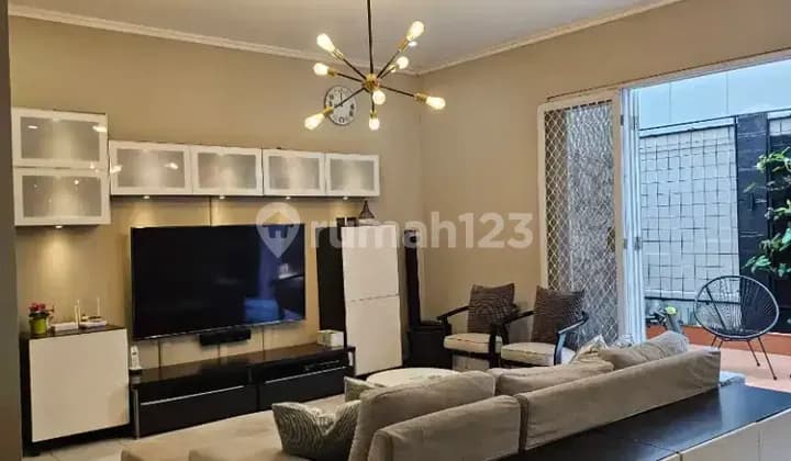 An 25 Rumah 2 Lnt, Semi Furnish, Cluster Sevilla BSD