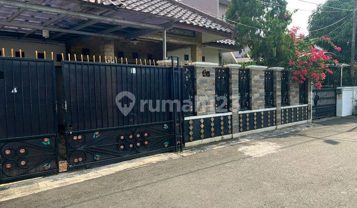 Dijual Rumah Mewah Siap Huni Duren Sawit Jakarta Timur