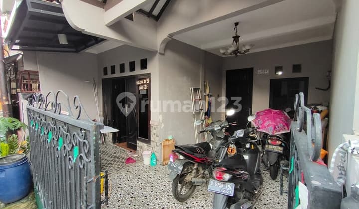 For sale cottage house Kelapa East Jakarta