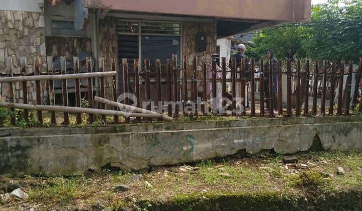Jual.rumah.hitung Tanah Pondok Bambu Jakarta Timur