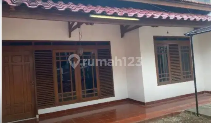 For Rent House suitable for Business Duren Sawit East Jakarta