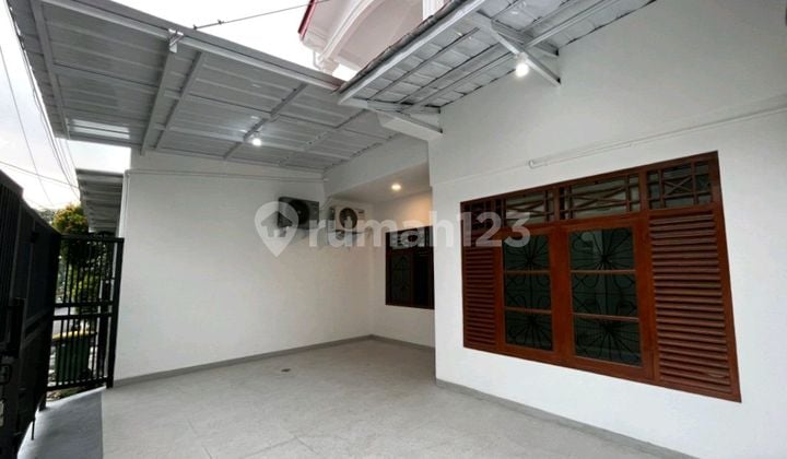 Dijual Rumah Baru Renovasi Pondok Bambu Jakarta Timur