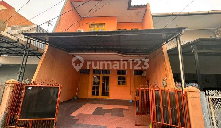 For Rent 2-Story Ready-to-Occupy House in Pondok Kelapa, East Jakarta