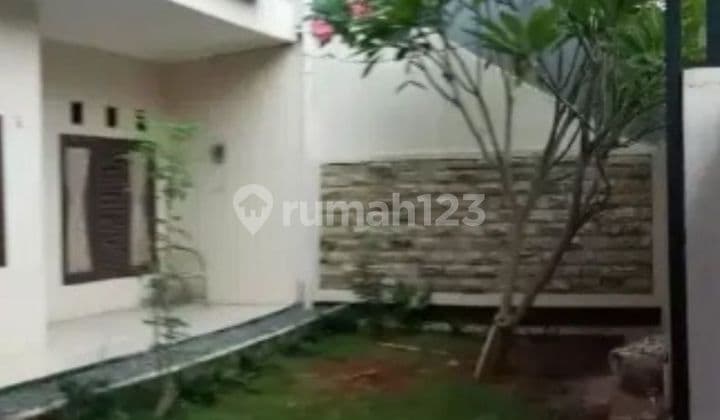 For Rent Semi-Furnished House in Duren Sawit, East Jakarta